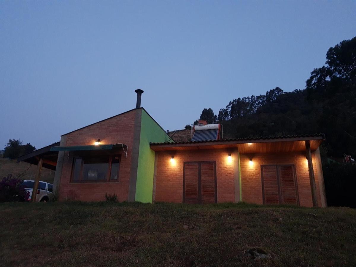 ゴンサウヴェス Casa Na Montanhaヴィラ エクステリア 写真